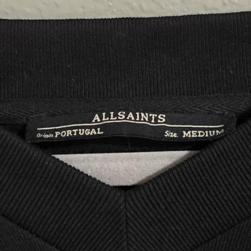 ALLSAINTS Nero Sweatshirt Men Sz Medium V Neck Long Sleeve Read